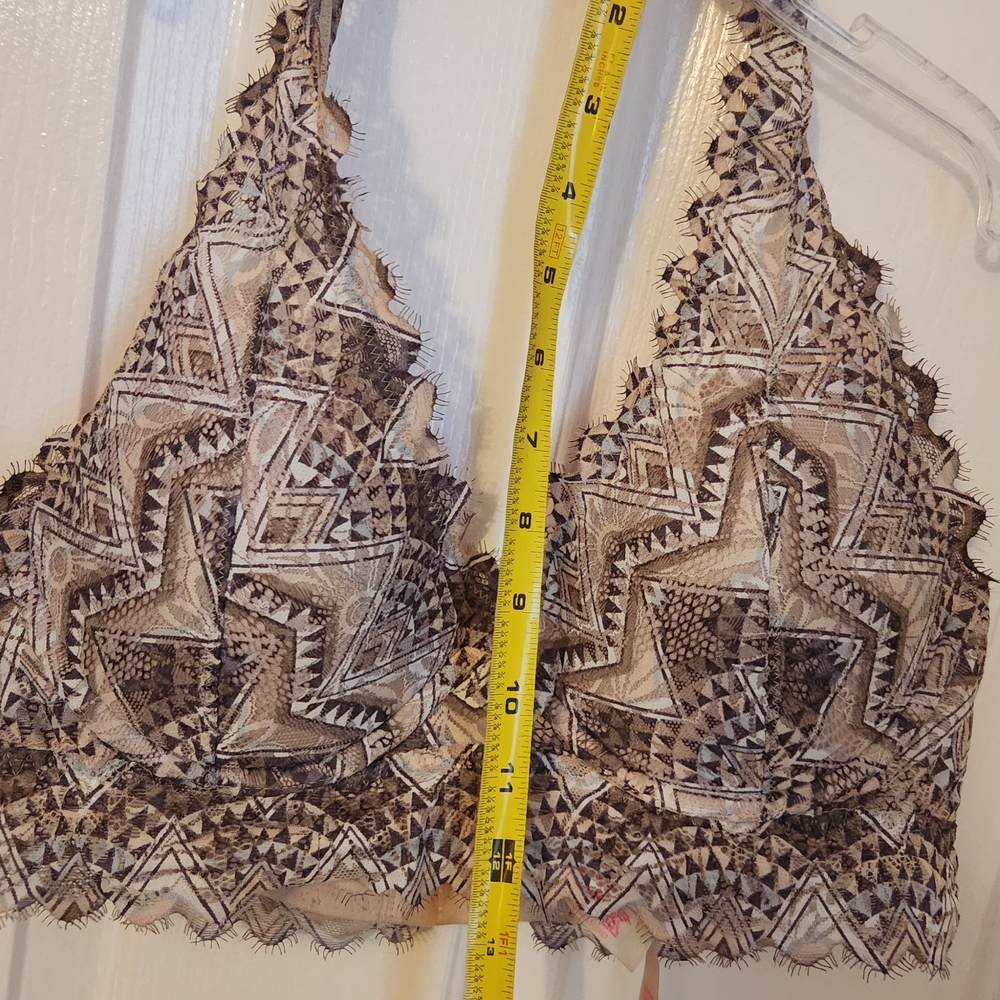 PINK Victoria's Secret Geometric Lace Bralette - Brown and Cream - Picture 11 of 11